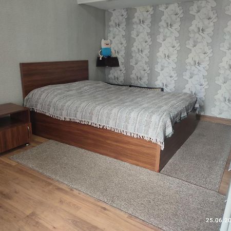 Квартира У Бульвара 1 Batoemi Buitenkant foto