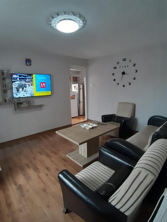 Квартира У Бульвара 1 Batoemi Buitenkant foto