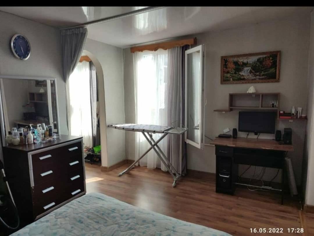Квартира У Бульвара 1 Batoemi Buitenkant foto